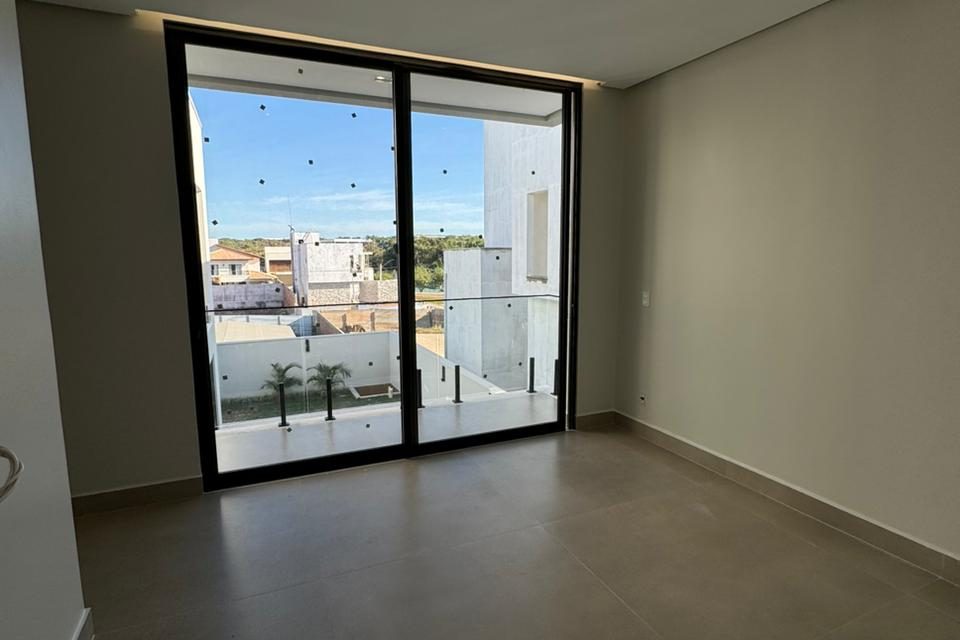 WhatsApp Image 2025-03-11 at 16.28.30 (2)