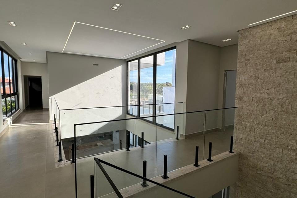 WhatsApp Image 2025-03-11 at 16.28.32 (2)