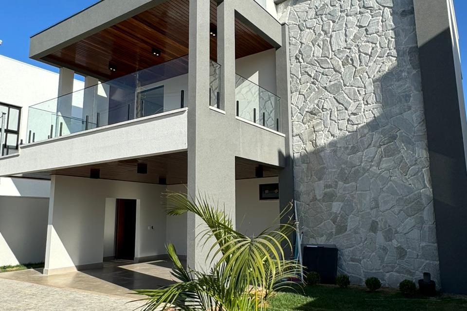 WhatsApp Image 2025-03-11 at 16.28.33 (1)