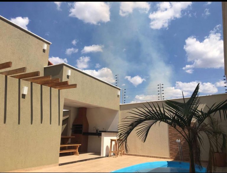 Casa para locação – Bairro Nazaré